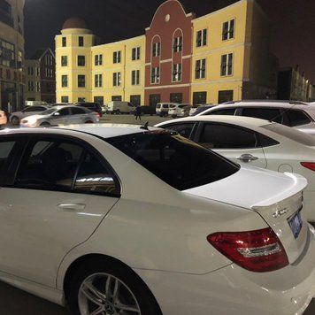 Capac lunetă Mercedes-Benz W204 spoiler lunetă Mercedes C class