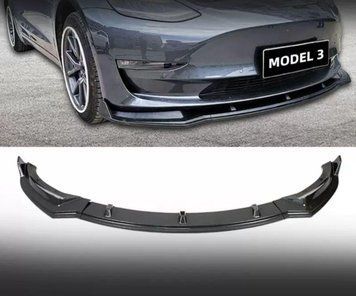 Splitter pe Tesla Model 3 structură carbon mată