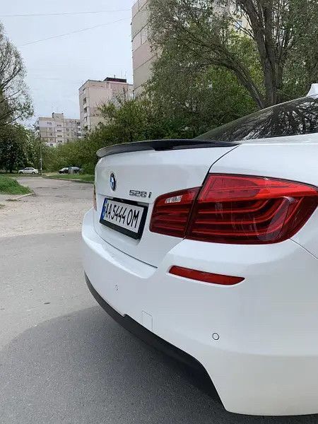Spoiler BMW F10 M Performance capac portbagaj BMW F10 M Performance