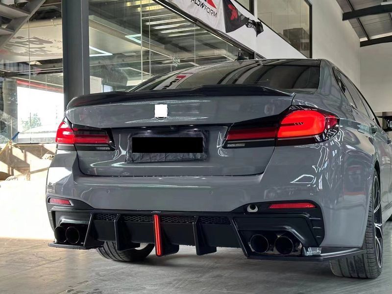 Diffuser BMW G30 rear bumper cover BMW G30 M Performance